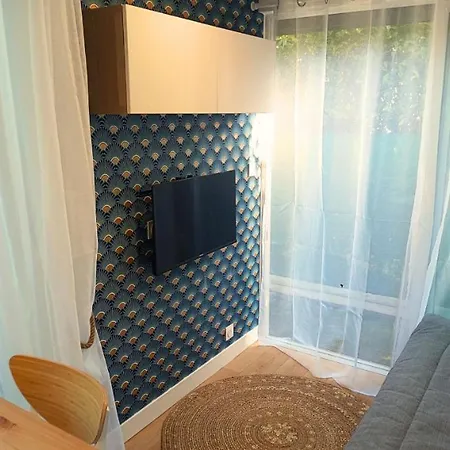 La Promenade Des 2 Pins - Chic Apartment Poisat